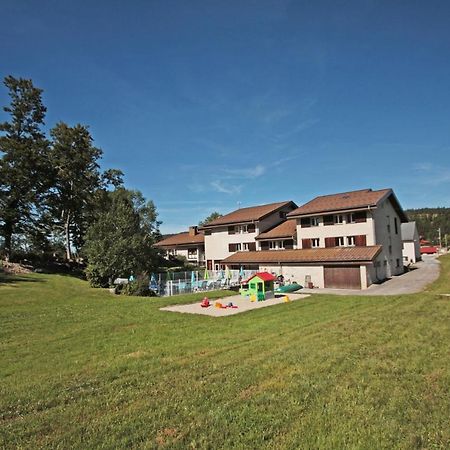 Village De Vacances Les Chevreuils Bellefontaine  Екстериор снимка