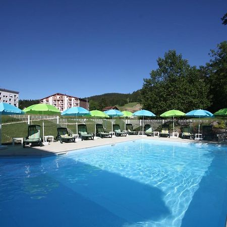 Village De Vacances Les Chevreuils Bellefontaine  Екстериор снимка