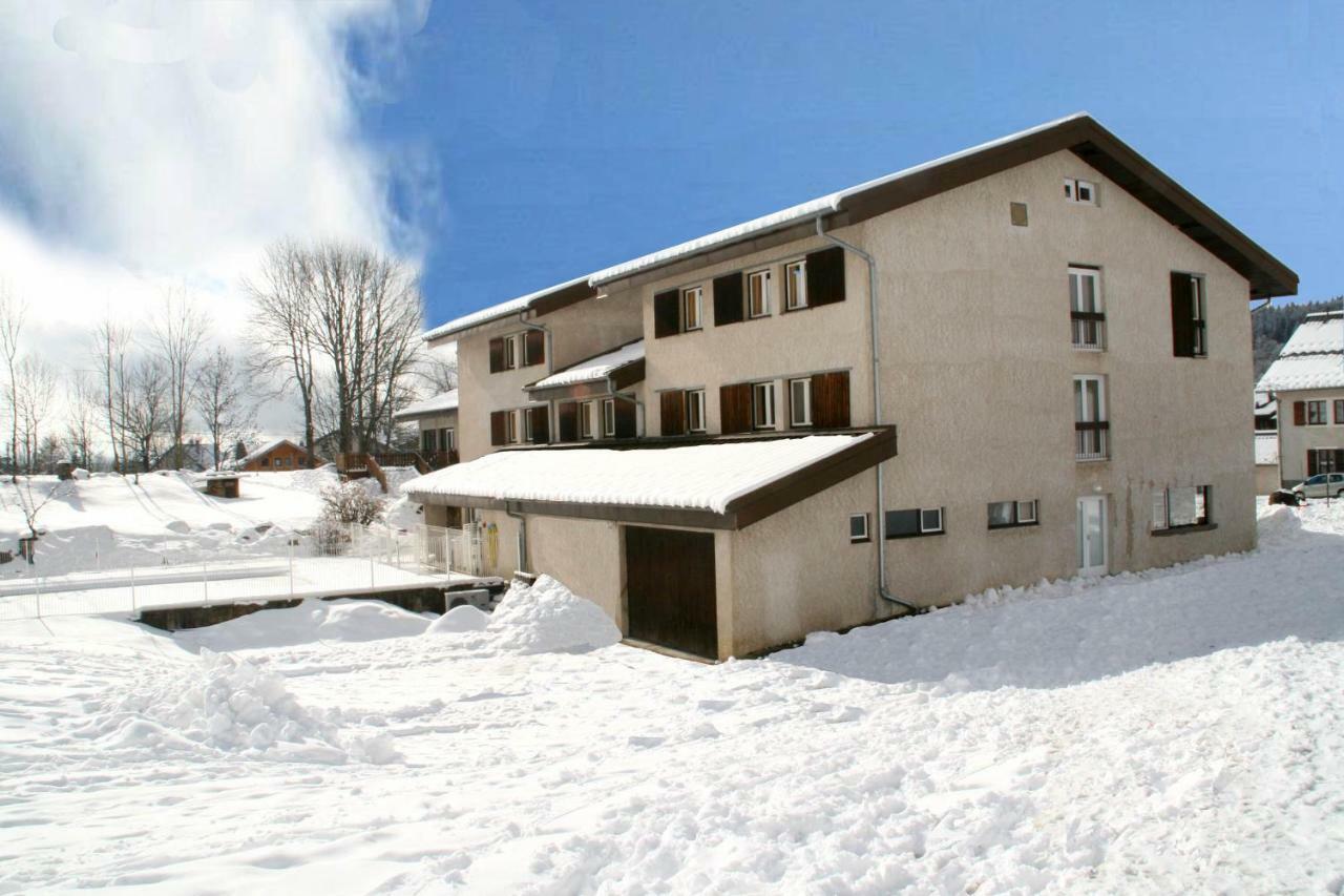 Village De Vacances Les Chevreuils Bellefontaine  Екстериор снимка